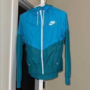 Nike windbreaker